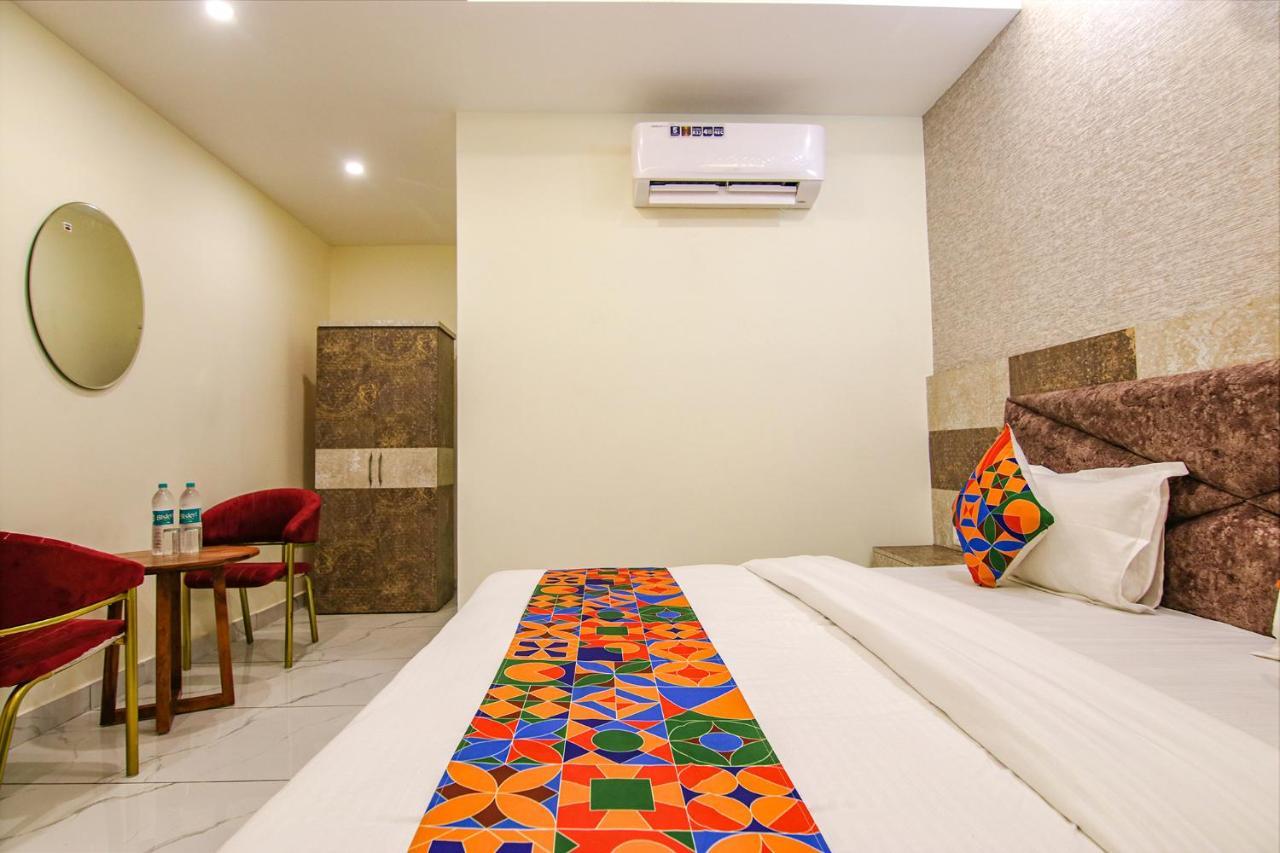 Fabhotel Meridian Inn Mohali Ngoại thất bức ảnh
