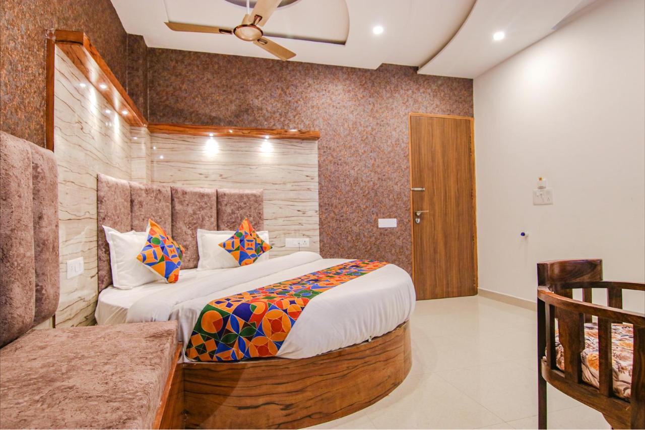 Fabhotel Meridian Inn Mohali Ngoại thất bức ảnh